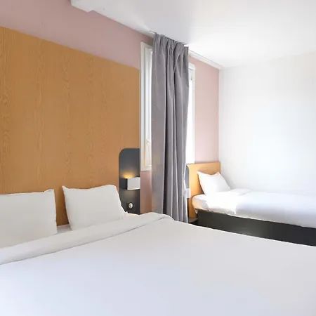 Lieusaint Carre Senart Hotell 2*